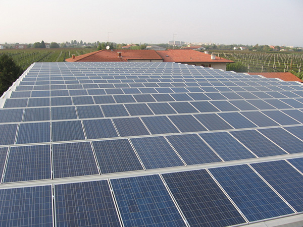 Impianto fotovoltaico agricolo